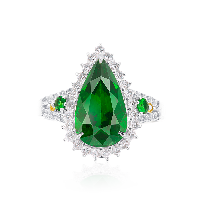 GIA 沙弗萊戒 3.5 克拉