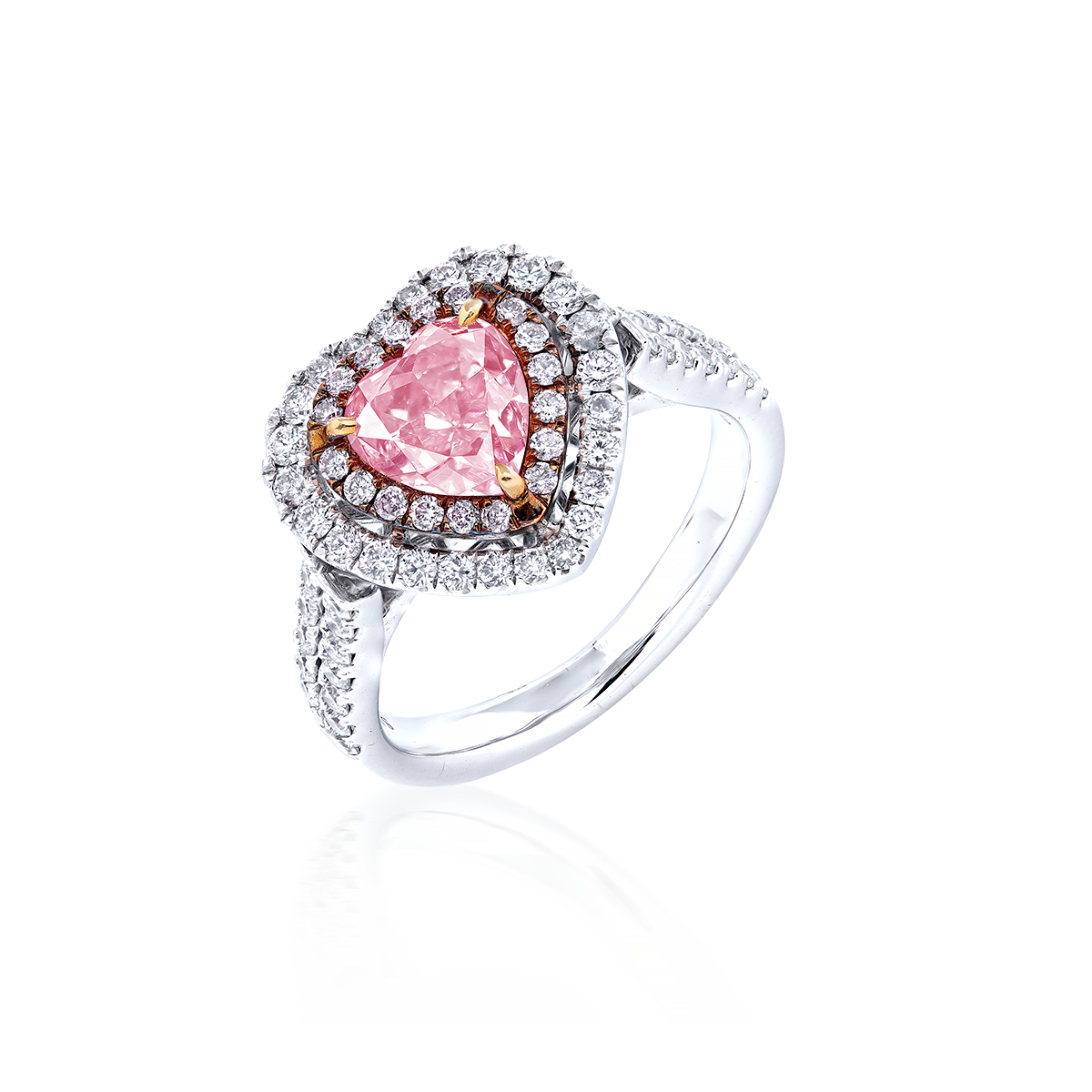 GIA 1.01 克拉 粉鑽戒
Light Pink Colored 
and Diamond Ring