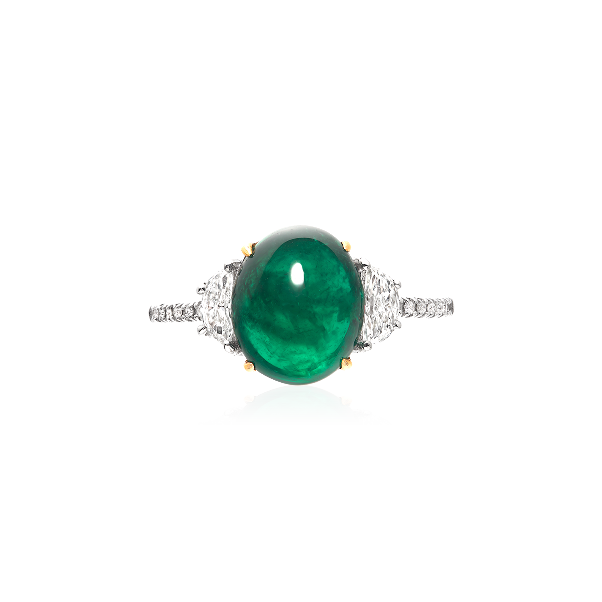 4.80克拉 蛋面祖母綠鑽戒
Cabochon Emerald and 
Diamond Ring