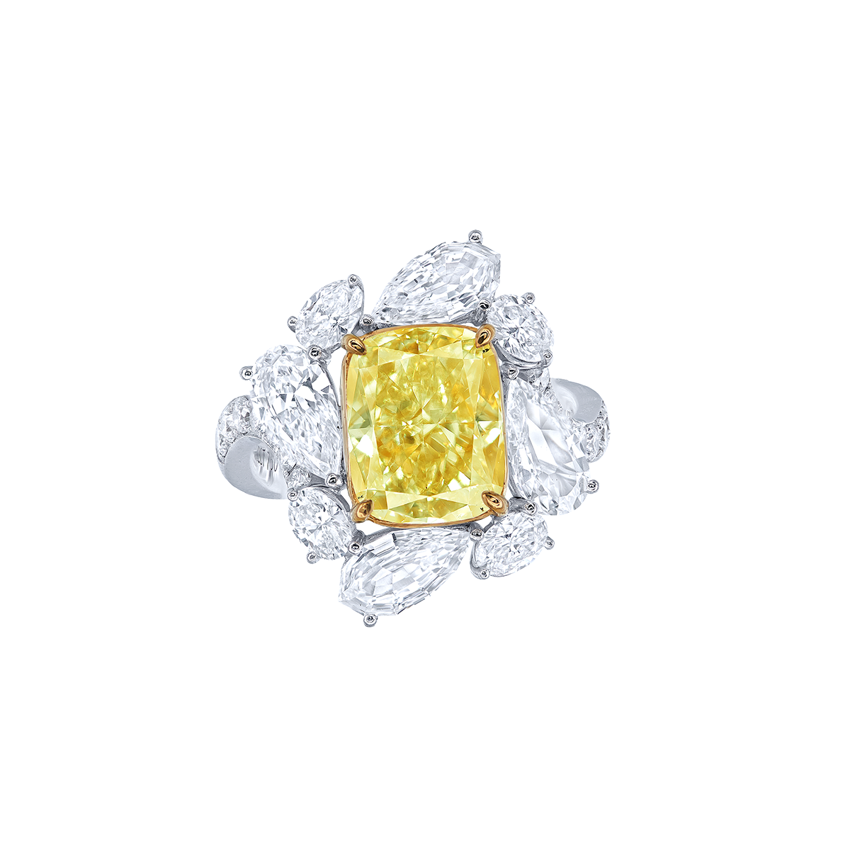 GIA 4.02 克拉 綠黃鑽鑽戒
Fancy Light Greenish Yellow 
Colored Diamond and 
Diamond Ring