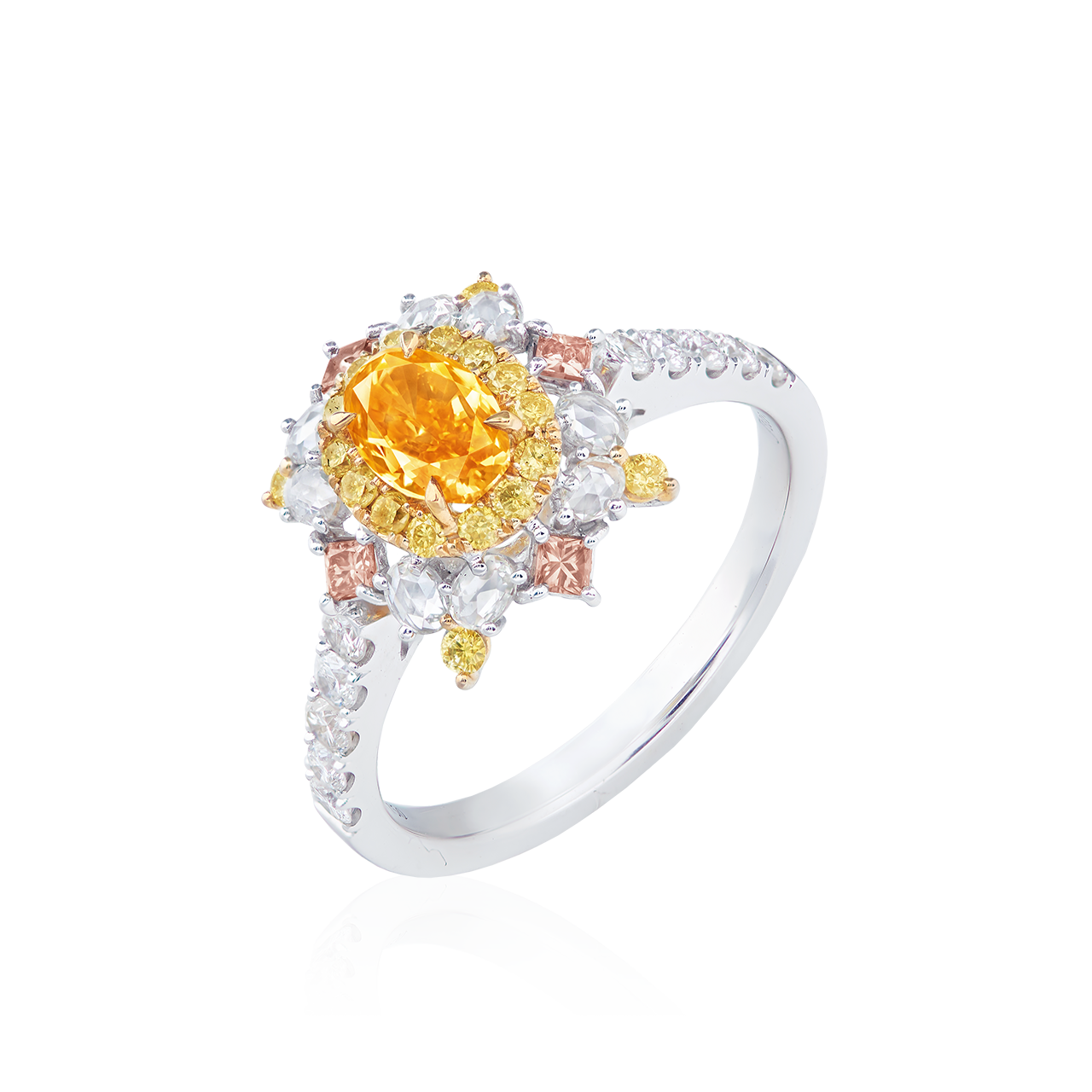 GIA 0.52克拉 艷彩黃橘鑽鑽戒
Fancy Vivid Yellow -Orange Colored 
Diamond and Diamond Ring