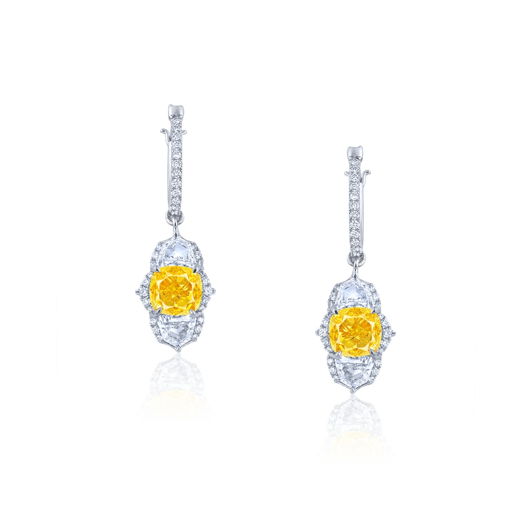 GIA 2.00克拉 艷彩黃鑽耳環 GIA Fancy Vivid Yellow Diamond Ring