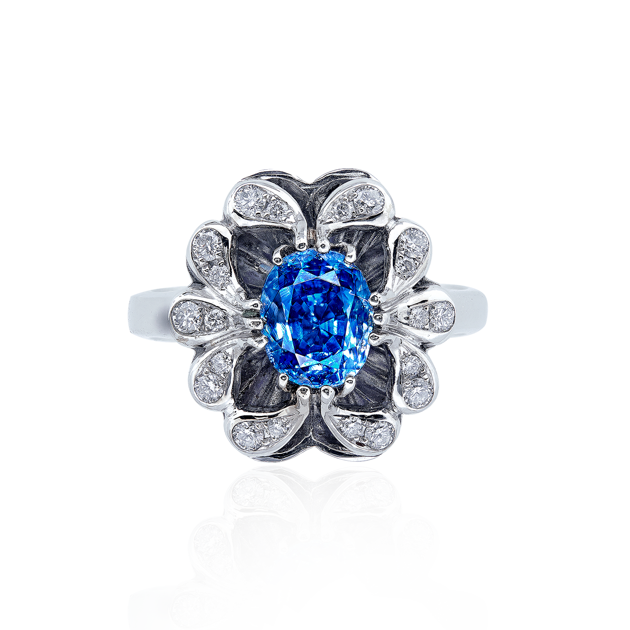 1.94CT「喀什米爾」天然無燒藍寶戒
BLUE SAPPHIRE AND DIAMOND RING